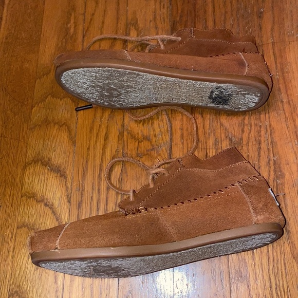 Toms brown moccasin tribal indigenous boho native booties home SKIMS slippers - Picture 4 of 7